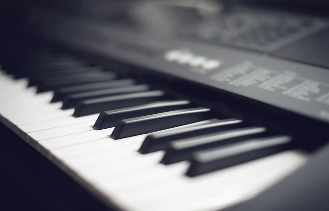 Remote Studio Recording - Round Corner Studio - Long Distance Music Producer