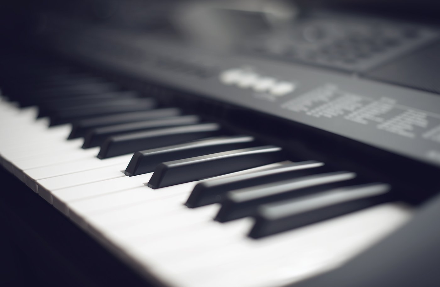 Remote Studio Recording - Round Corner Studio - Long Distance Music Producer